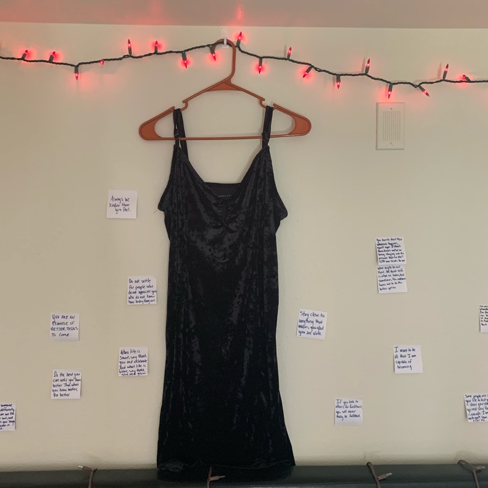 New black velvet dress